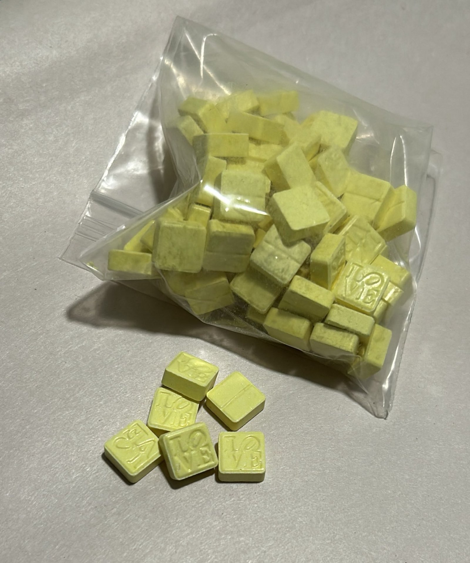 2cb-for-sale.jpeg 22.2mg, Love cube 2cb pills - Image 2